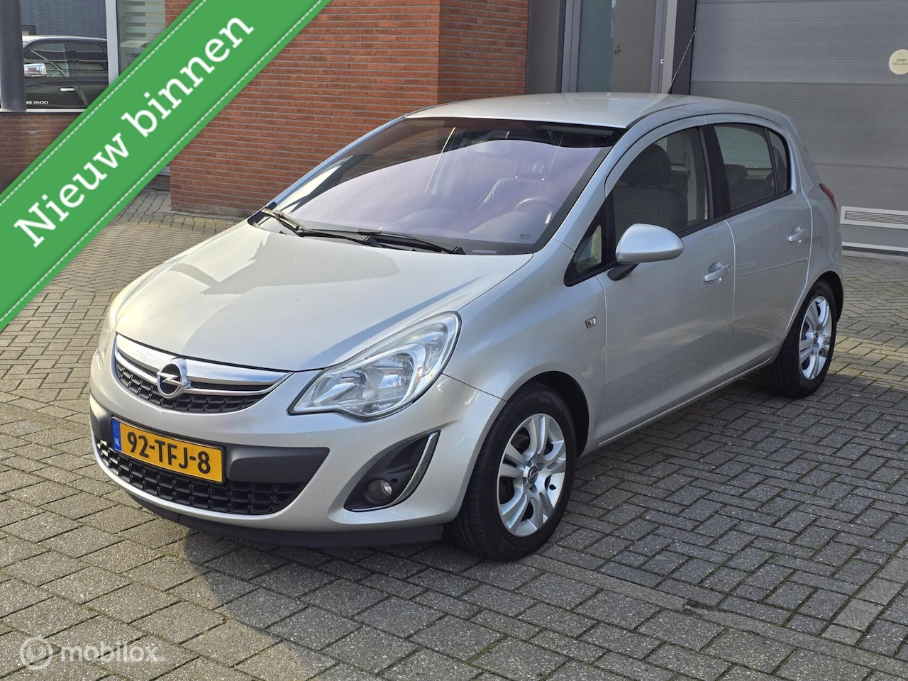 Opel Corsa - 1.3CDTi EcoFlex S/S Cosmo✅️Apk✅️Airco✅️ - AutoWereld.nl