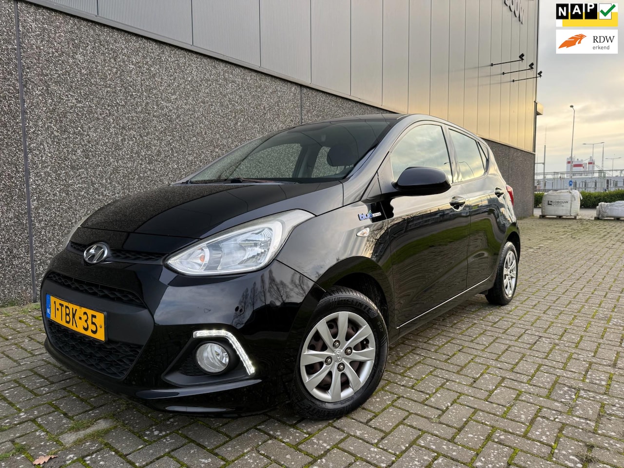 Hyundai i10 - 1.0i i-Motion Comfort Plus/Nieuwe APK en beurt! - AutoWereld.nl