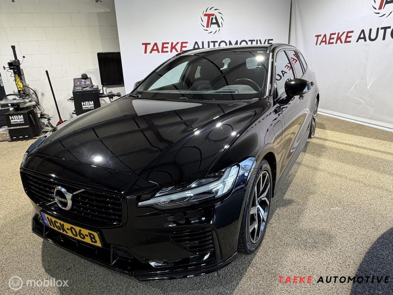 Volvo V60 - 2.0 T6 Recharge AWD R-Design 2.0 T6 Recharge AWD R-Design - AutoWereld.nl