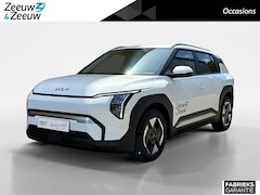 Kia EV3 - Plus 58.3 kWh 204 PK | Fabrieksgarantie t/m 11-7-2032 + 3x 1 jaar