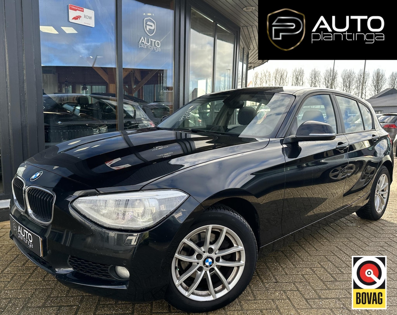 BMW 1-serie - 116i Executive 136PK | AUTOMAAT | Nette Staat! | Stoelverwarming | Bi-xenon Koplampen | Cr - AutoWereld.nl