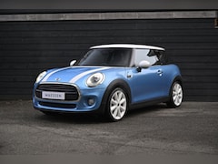 MINI Cooper - 1.5 Chili Business NL Auto | Chili Pack | Sportstoelen | LED | Navi | Handgeschakeld