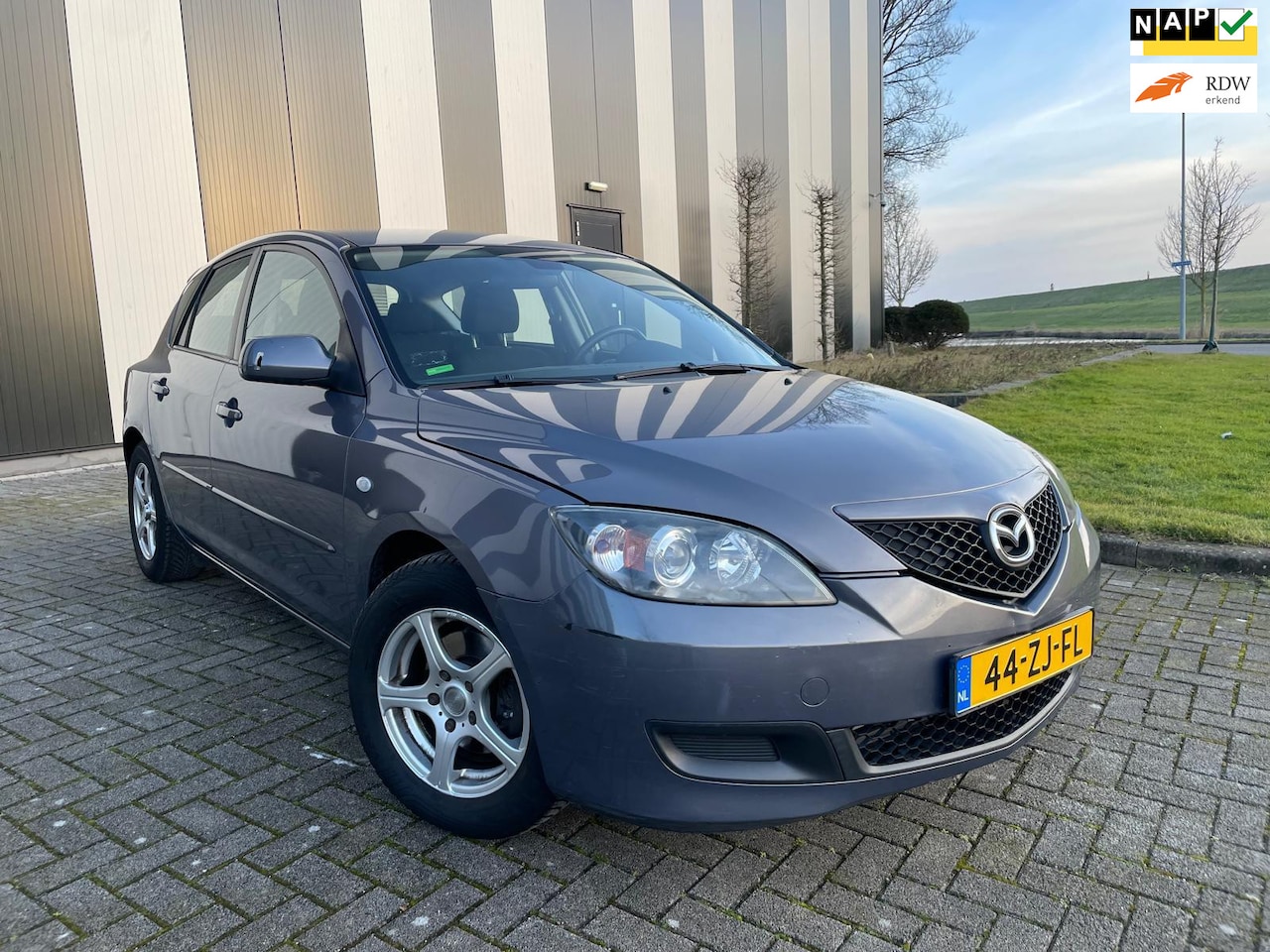 Mazda 3 - 1.6 S-VT Sense 1e Eigenaar-Nw APK-Cruise-Pdc-Airco - AutoWereld.nl