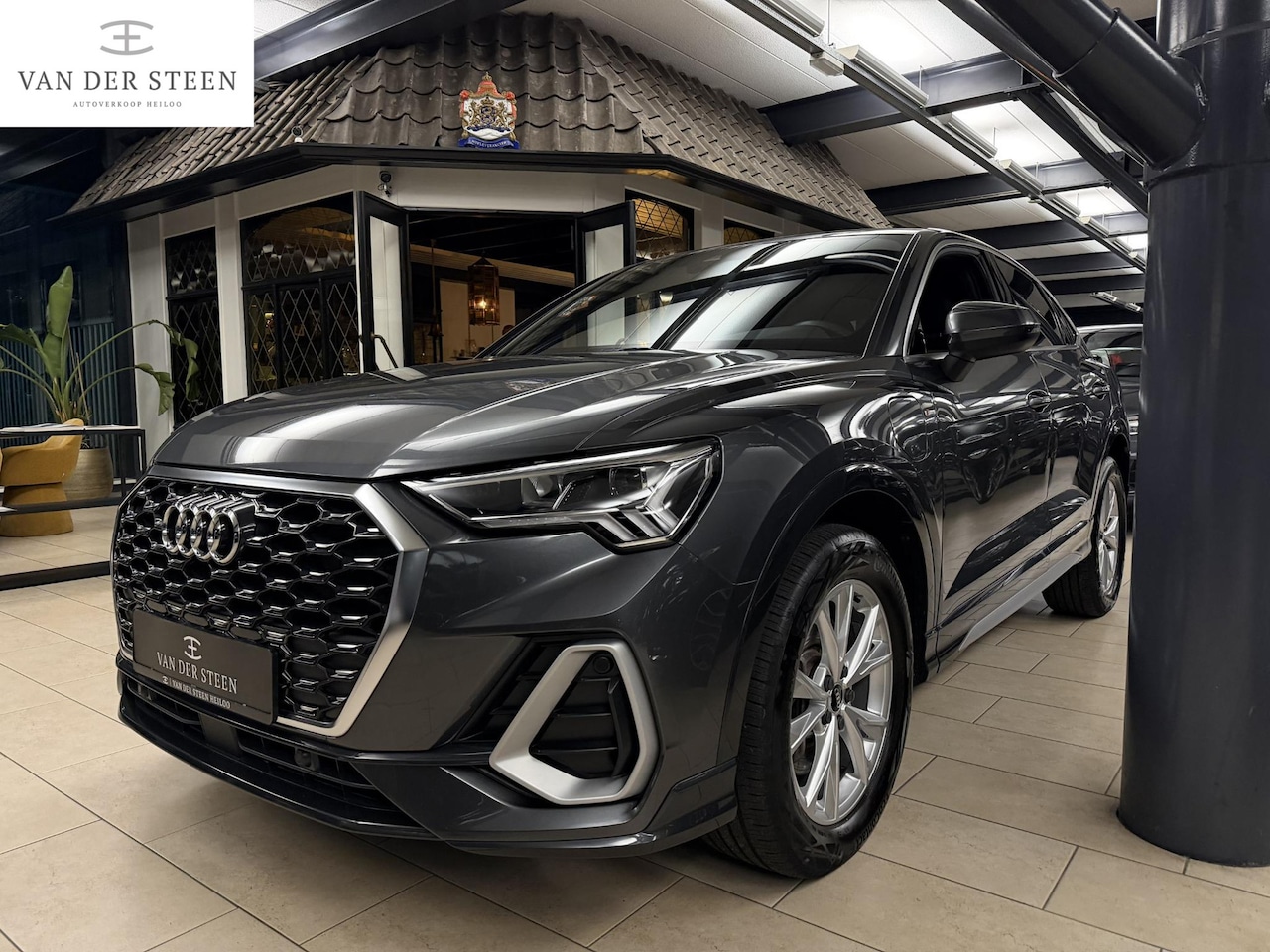Audi Q3 Sportback - 45 TFSI e S Edition Binnenkort meer foto's | S Line - AutoWereld.nl