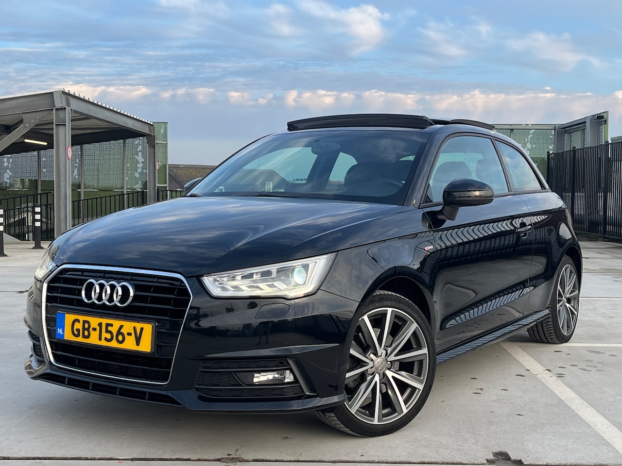 Audi A1 - 1.4 TFSI Sport Pro Line S 3xS-line*AUTO.M*PANO*HAAK*NAVI*CRUISE*TEL*17''* - AutoWereld.nl
