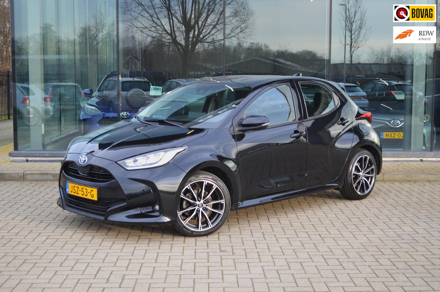 Toyota Yaris - 1.5 Hybrid Dynamic | Achteruitrijcamera | Head Up Display | Led | Keyless - AutoWereld.nl