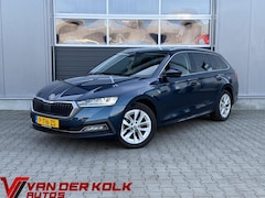 Skoda Octavia Combi - 1.0 TSI Sport Business | Panorama | Digital Cockpit | LED | Trekhaak | CarPlay | Stuur/Sto
