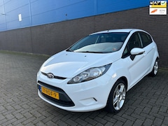 Ford Fiesta - 1.25 Limited | 16” LM Velgen | El. Ramen & Spiegels | Airco | Isofix | Multifunctioneel St