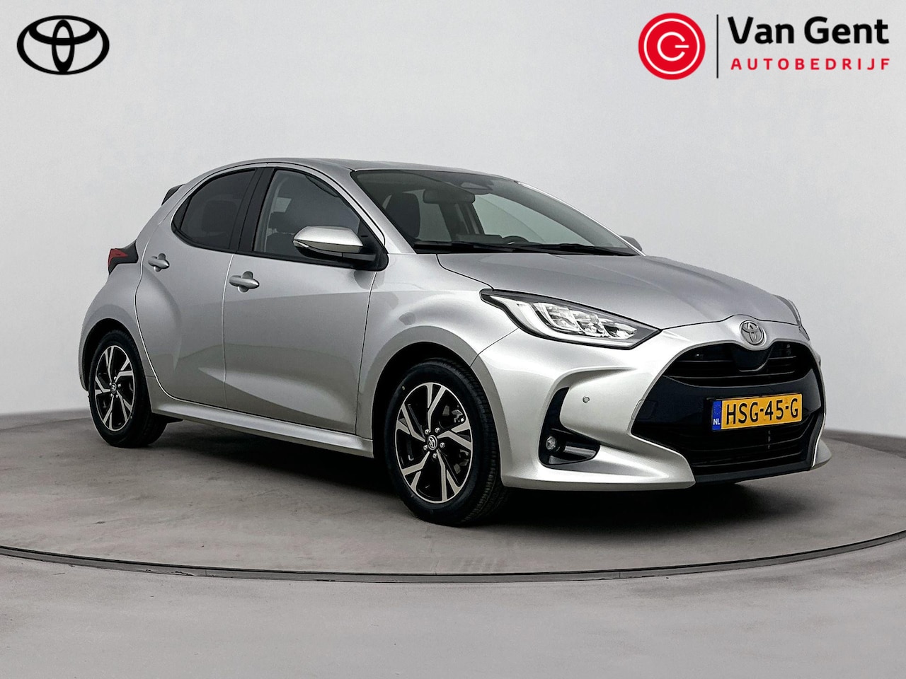 Toyota Yaris - 1.5 Hybrid 115 Dynamic | Navigatie | Dodehoek detectie | Parkeersensoren voor/achter | Sto - AutoWereld.nl