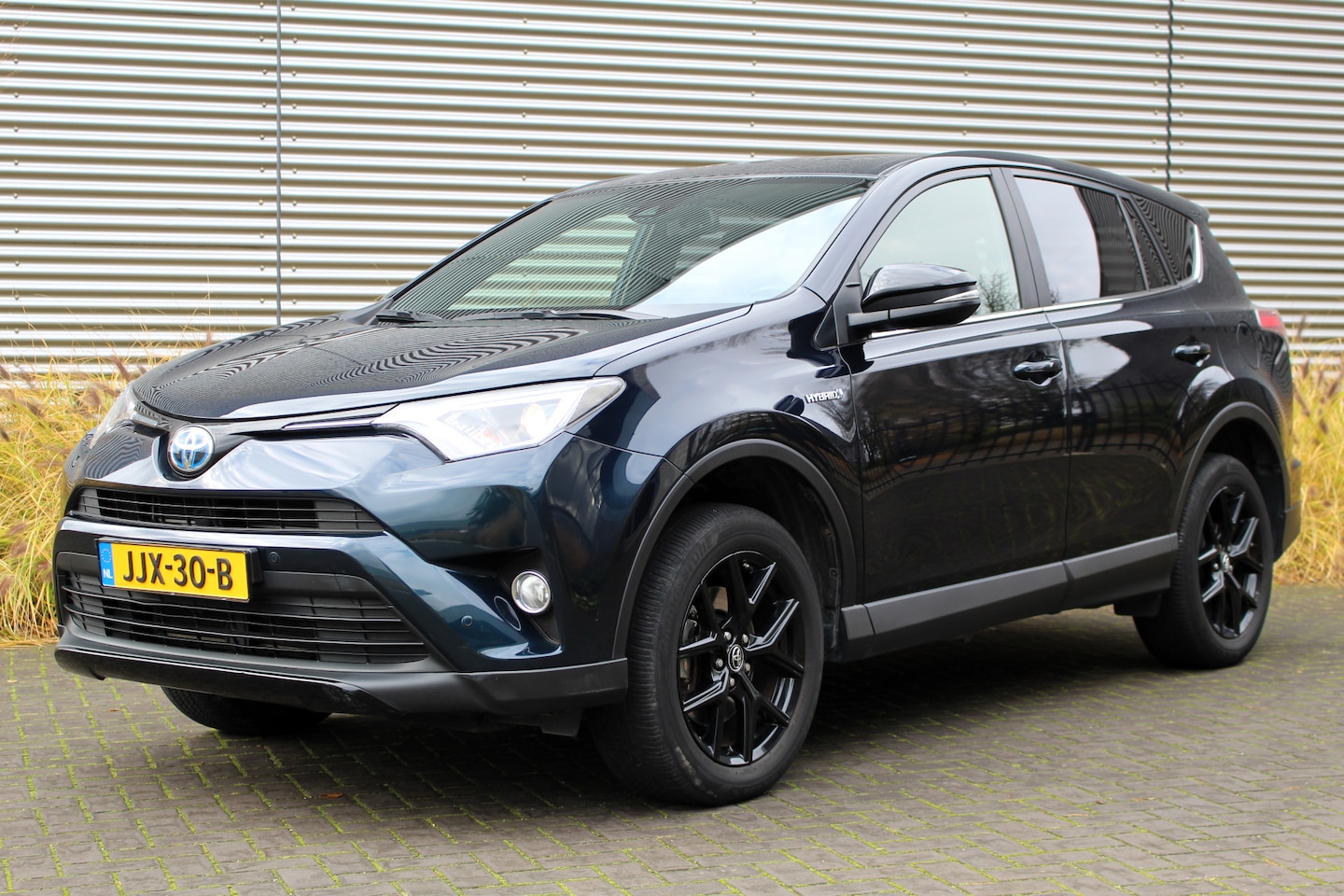 Toyota RAV4 - 2.5 Hybrid Dynamic Sport I NAVI I SCHUIFDAK I ADP CRUISE I 68000 KM I - AutoWereld.nl