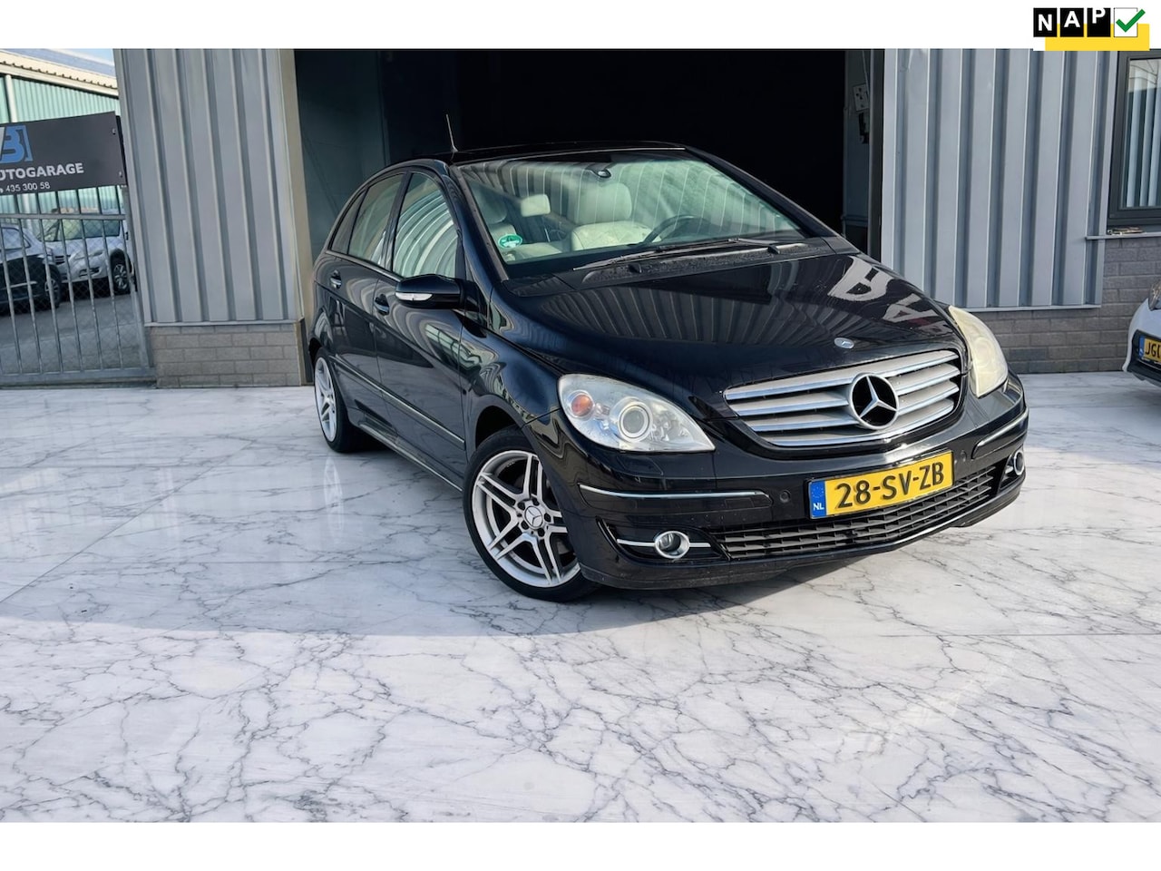 Mercedes-Benz B-klasse - Mercedes B 200 Automaat/Cam/Airco/Cruise - AutoWereld.nl
