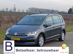 Volkswagen Touran - 1.5 TSI Comfortline Business 7p / Cruisecontrol / Camera / Carplay
