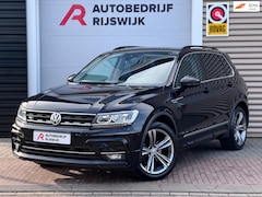 Volkswagen Tiguan - 1.5 TSI R-Line Virtual/Dynaudio/Trekhaak