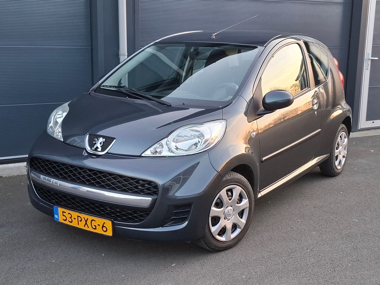 Peugeot 107 - 1.0-12V XS - AutoWereld.nl