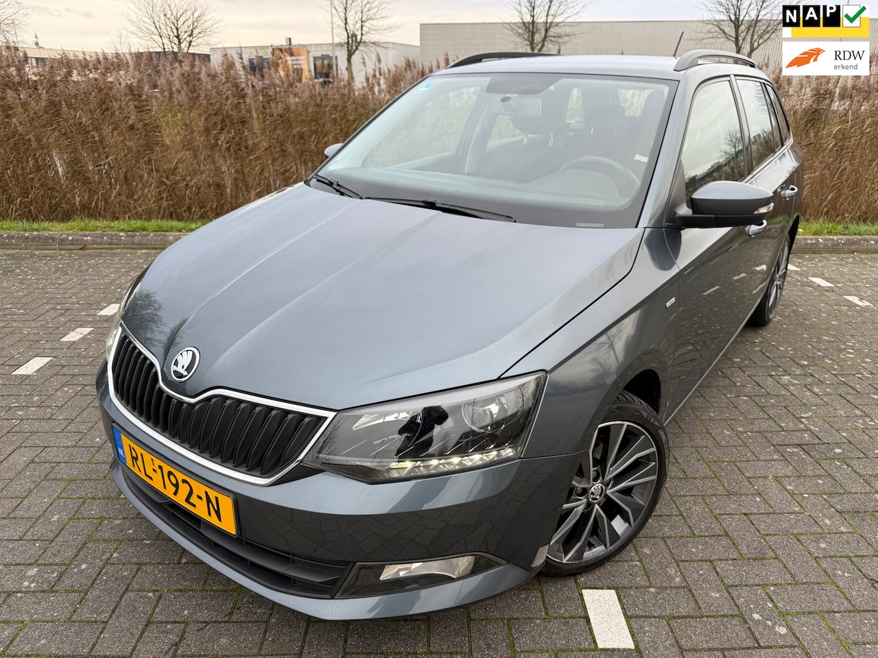 Skoda Fabia Combi - 1.0 TSI Drive*CRUISE*NAVI*AIRCO*PARK SENSOREN*VELGEN*CARPLAYE - AutoWereld.nl
