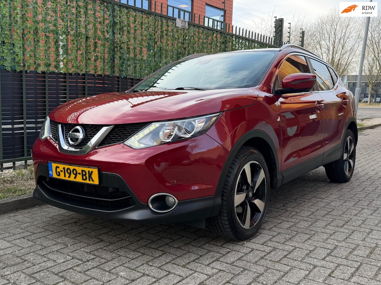 Nissan Qashqai - 1.2 Tekna 2015 AIRCO|PANO|CRUISE|PDC|CAMERA - AutoWereld.nl
