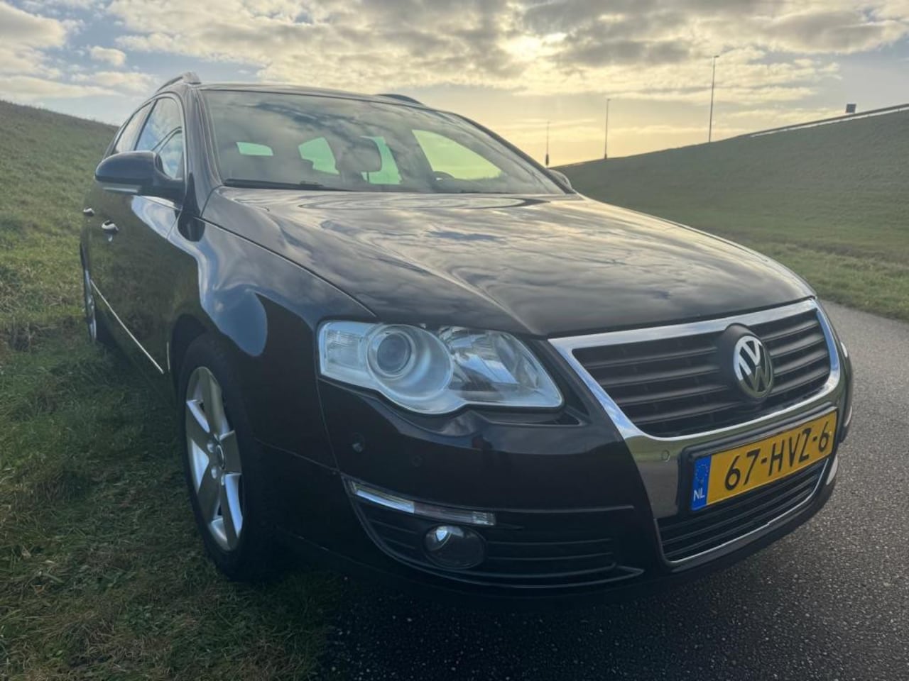 Volkswagen Passat Variant - 1.8 TFSI Highline 1.8 TFSI Highline - AutoWereld.nl