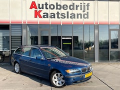BMW 3-serie Touring - 320i Executive - Leer - Automaat