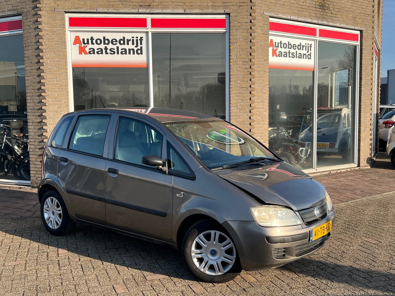 Fiat Idea - 1.4-8V Actual Plus - Airco - SCHADE - - AutoWereld.nl