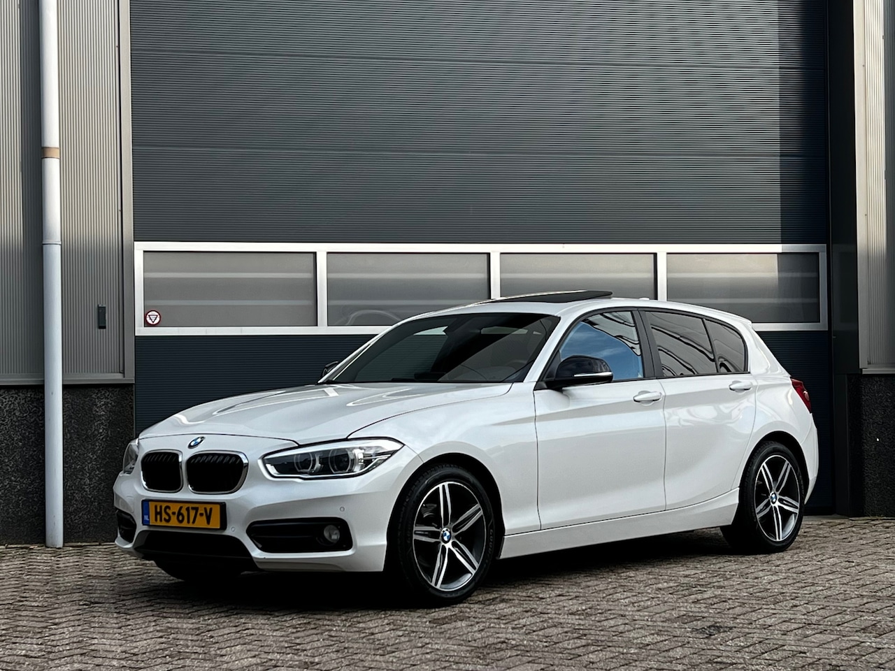 BMW 1-serie - 118i EDE Corporate Lease Sport bj.2015 Leder|Autom|Xenon|Nap. - AutoWereld.nl