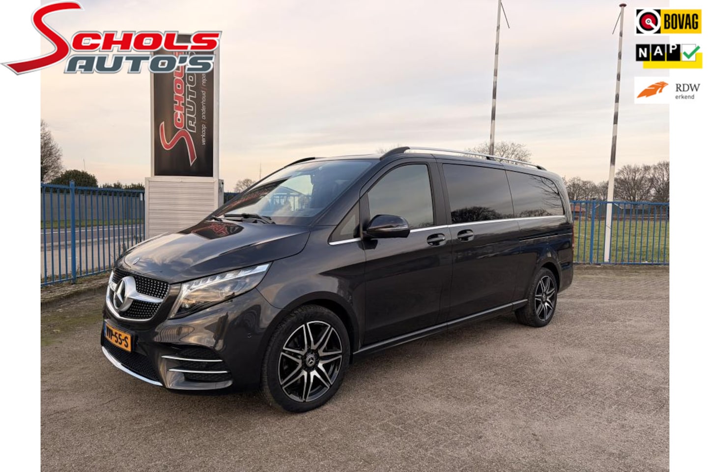 Mercedes-Benz V-klasse - 300d Extra Lang DC AMG Avantgarde Edition - AutoWereld.nl