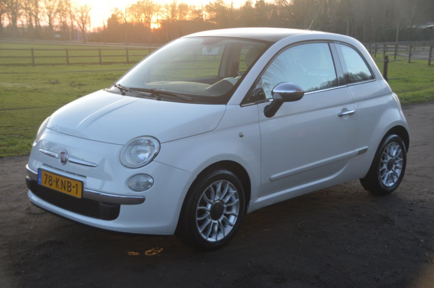 Fiat 500 - 1.2 Lounge Automaat Pano dak APK Jan 2027 - AutoWereld.nl