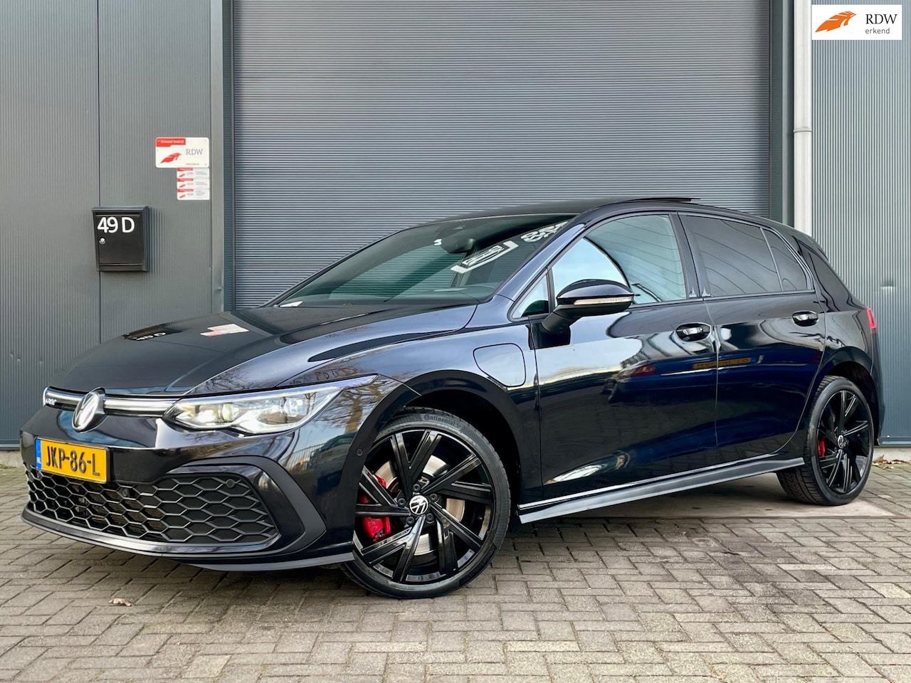 Volkswagen Golf - 1.4 eHybrid GTE IQ LIGHT PANO CARPLAY KEYLESS HEAD UP CAMERA STOELVERWARMING ACC LANEASSIS - AutoWereld.nl