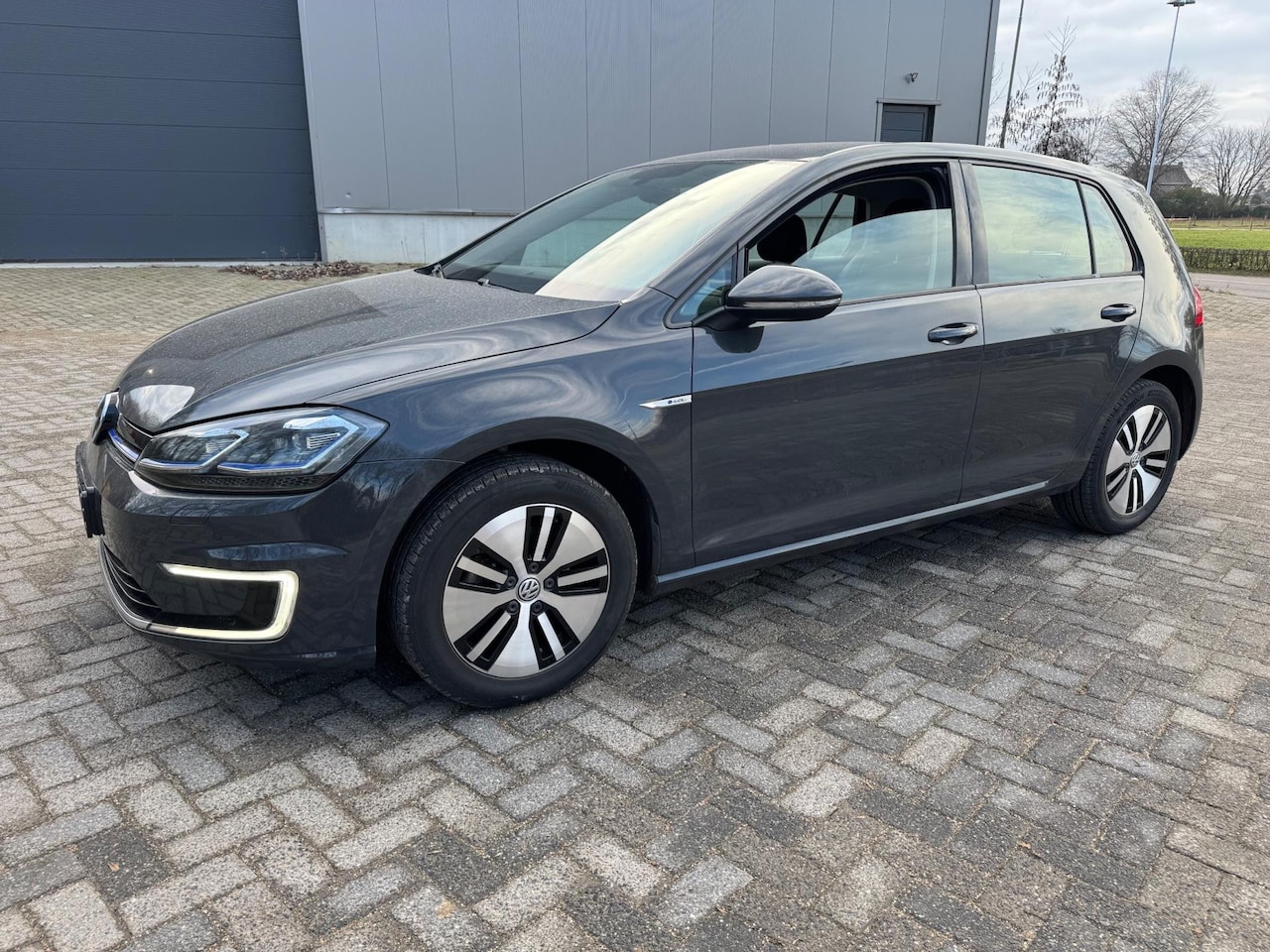 Volkswagen e-Golf - E-Golf VirtualC Navi StoelV - AutoWereld.nl