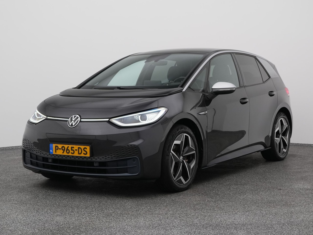 Volkswagen ID.3 - First 58 kWh | CAMERA | ADAPTIVE | STOEL- EN STUURVERW. - AutoWereld.nl