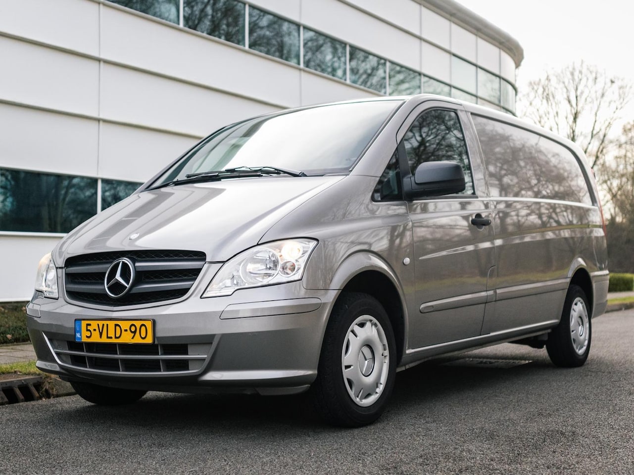 Mercedes-Benz Vito - 110 CDI 320 Functional Lang DC Standaard 110 CDI 320 Functional Lang DC Standaard - AutoWereld.nl