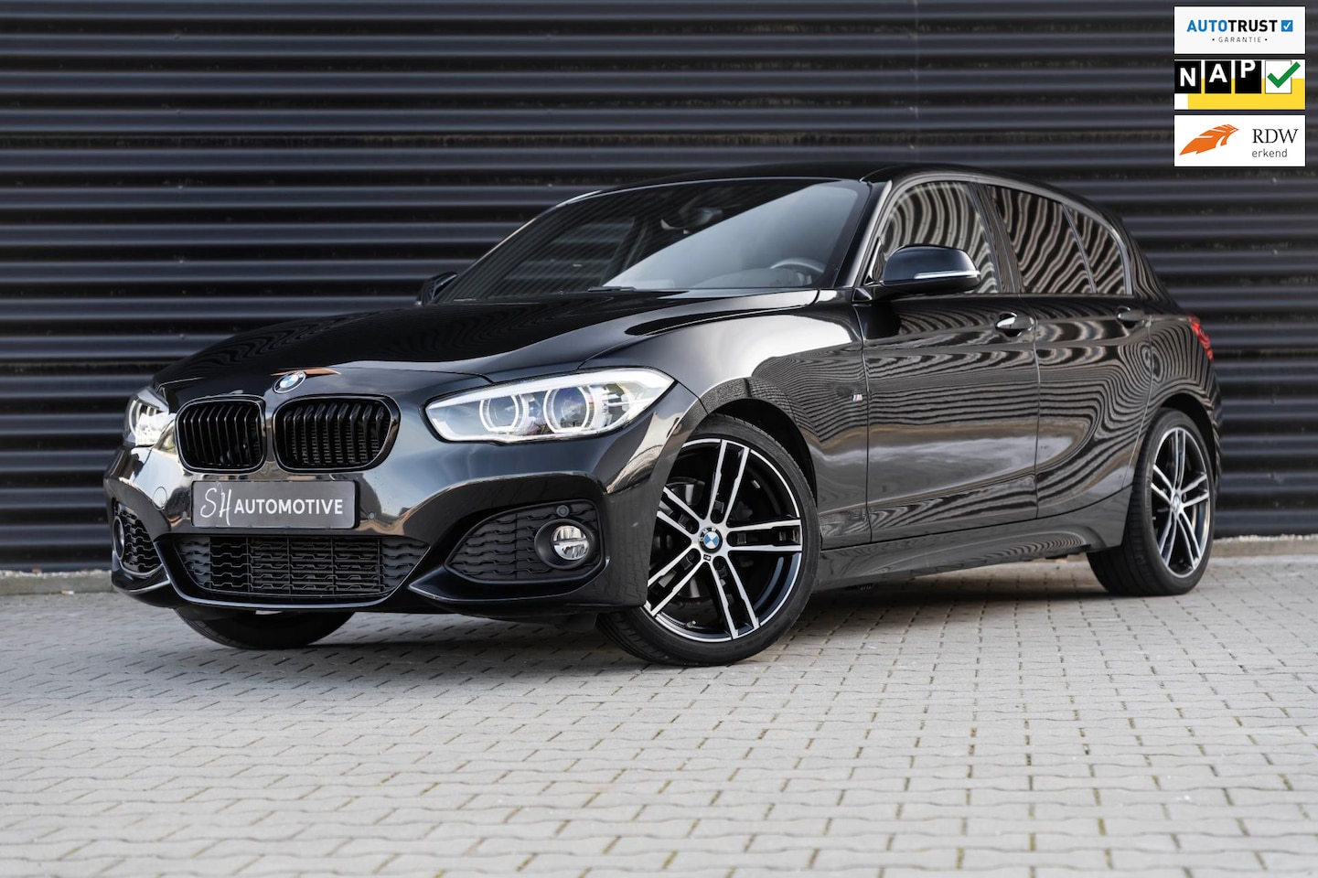 BMW 1-serie - 118i M Sport Edition / Stoelverwarming / LEDER / Cruise control - AutoWereld.nl