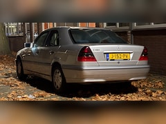 Mercedes-Benz C-klasse - 180 Classic