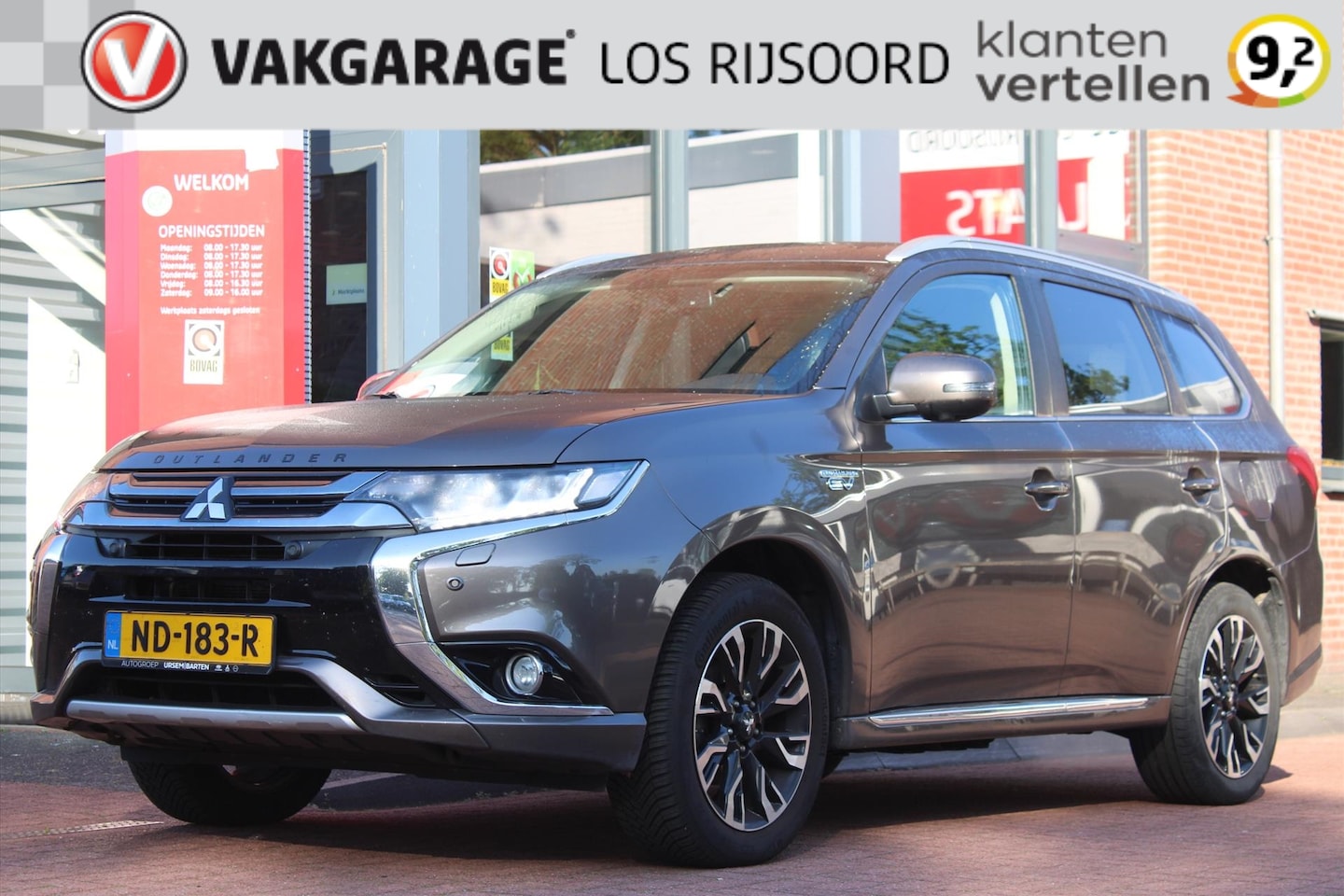 Mitsubishi Outlander - 2.0 PHEV *Instyle* | Trekhaak | Camera | Leder | Navigatie | Cruise & Climate Control | St - AutoWereld.nl