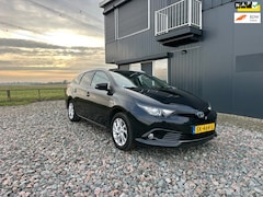 Toyota Auris - 1.8 Hybrid Dynamic Go