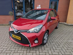 Toyota Yaris - 1.5 HYBRID ASPIRAT.AUTOMAAT, Airco, laneassist, stoelverwarming