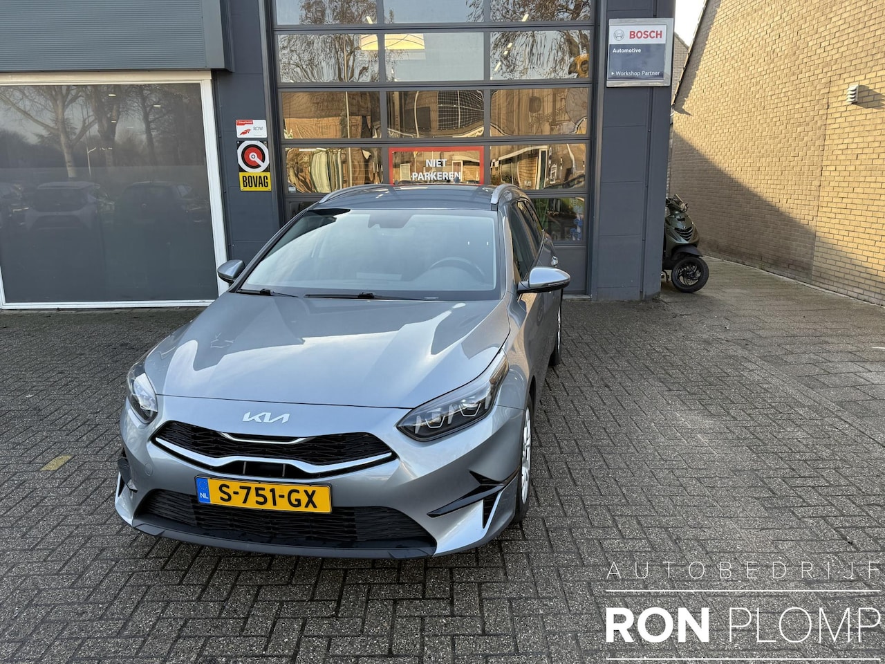 Kia Cee'd Sportswagon - Ceed 1.0 T-GDi MHEV DynamicLine Automaat / Airco/ Navigatie/ Cruise/ Apple carplay/ PDC/ L - AutoWereld.nl