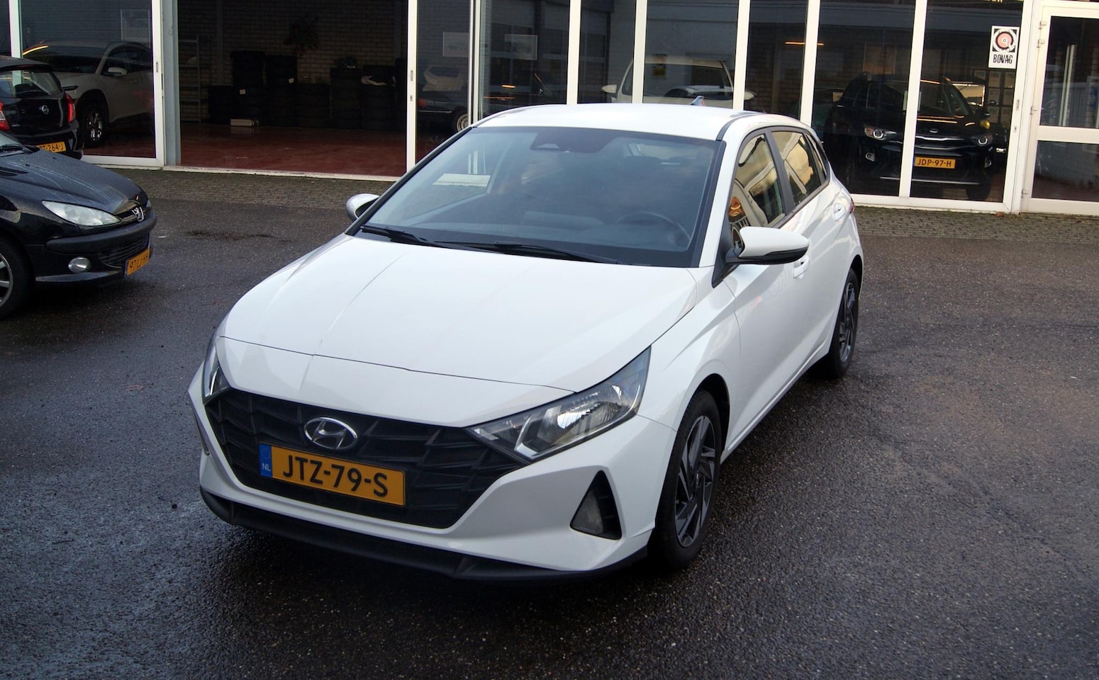 Hyundai i20 - 1.2 MPI Comfort Airco,Camera,Cruise,Pdc,RIJKLAARPRIJS!! - AutoWereld.nl