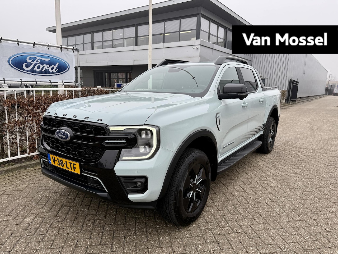Ford Ranger - 2.3 Storm track Dubbele cabine 2.3 PHEV 278pk - AutoWereld.nl