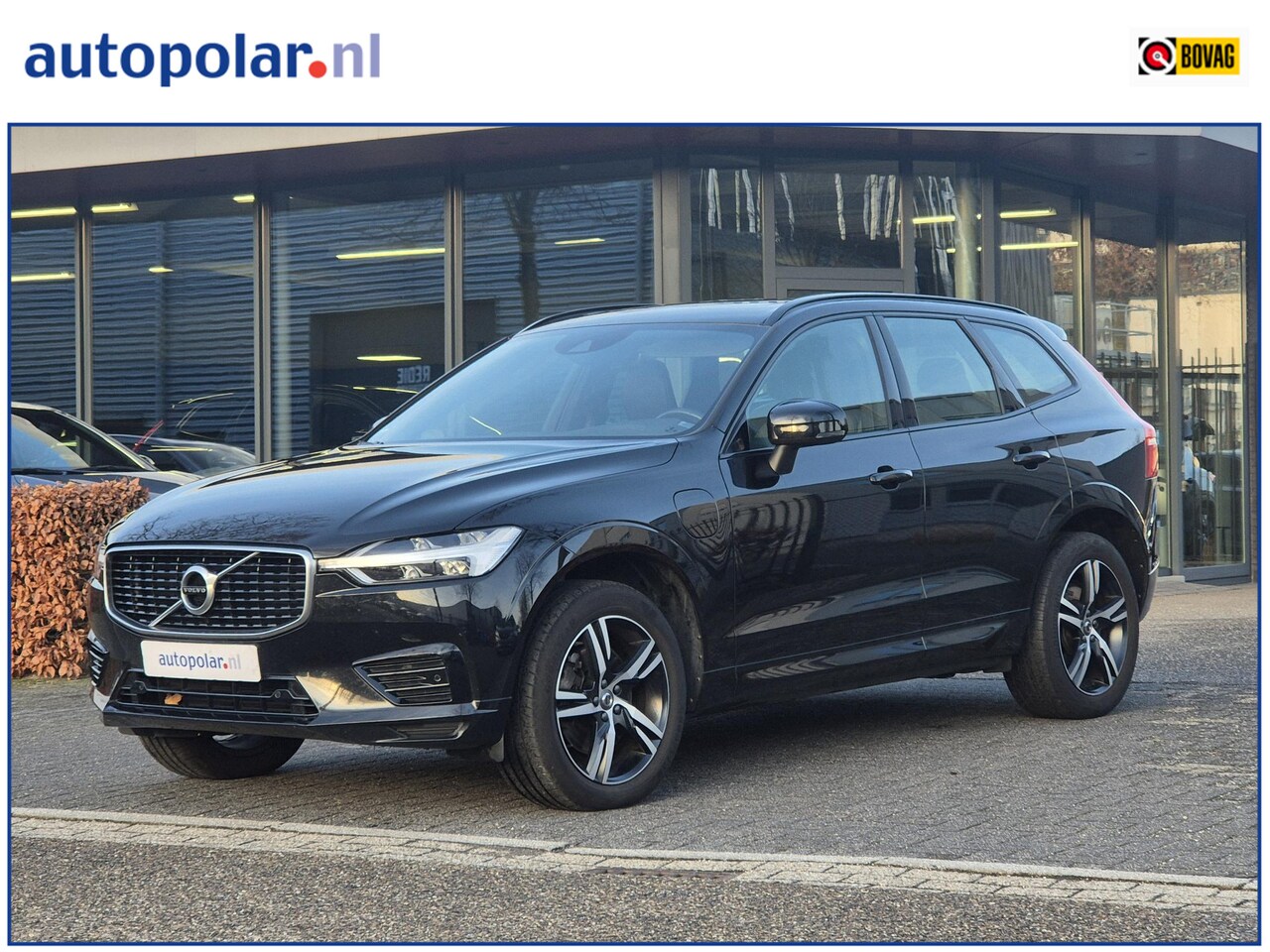 Volvo XC60 - 2.0 Recharge T8 AWD R-Design Trekhaak/Panoramadak/HarmanKardon etc. - AutoWereld.nl