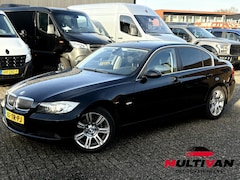 BMW 3-serie - 318i High Executive | DEALER ONDERHOUDEN | TREKHAAK INKLAPBAAR | GROOT SCHERM | XENON