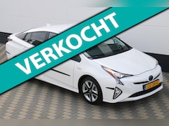 Toyota Prius - 1.8 Executive Navi HUD JBL Camera BTW