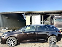 Toyota Corolla Touring Sports - 1.8 Hybrid aut Dynamic - nap - keyless - navi - cam - trekh - front + line assist - pdc v+