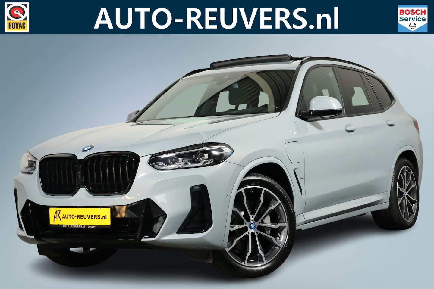 BMW X3 - xDrive30e M-Sport / Panorama / Leder / HUD / Trekhaak / ACC / 360 Camera - AutoWereld.nl