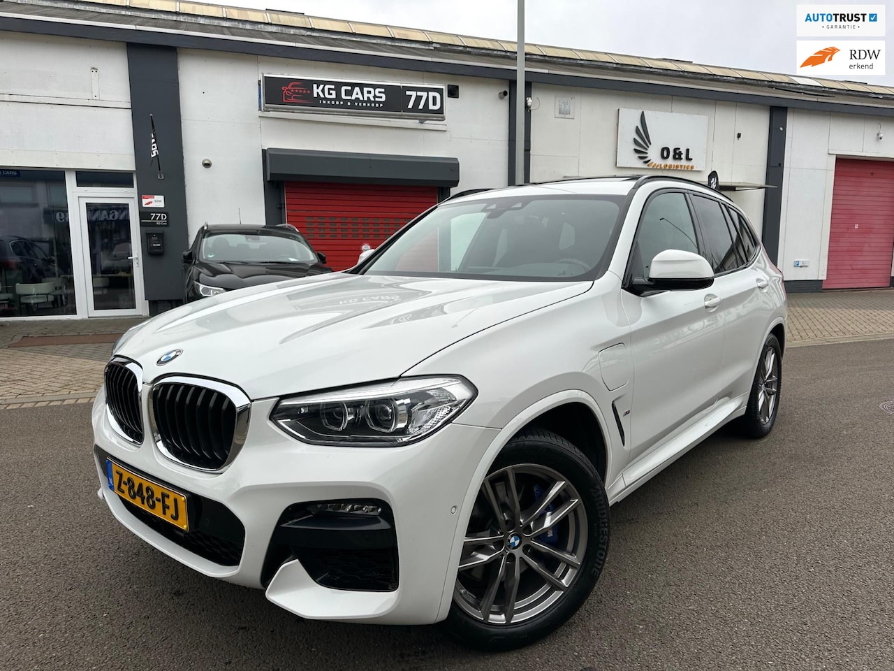 BMW X3 - XDrive30e High Executive/M-PAKKET/PANO/BTW AUTO/ST VERWARMING - AutoWereld.nl