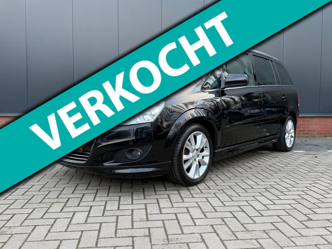 Opel Zafira - 1.8 Cosmo 1.8 Cosmo (Eerste eigenaar|12 mnd BOVAG-garantie) - AutoWereld.nl