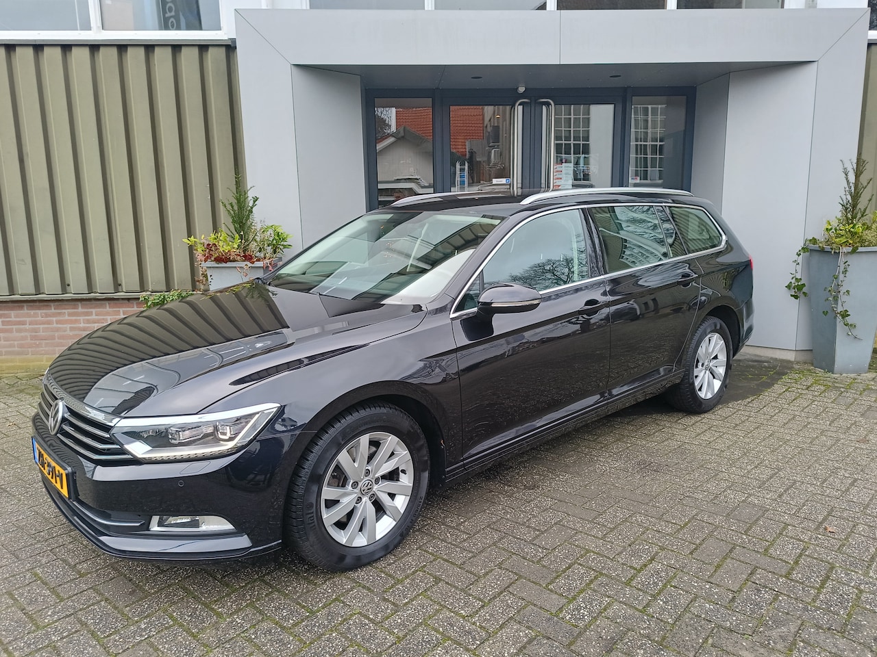 Volkswagen Passat Variant - 1.5 TSI Comfortline Business | Trekhaak | Adaptieve  cruise control | Led | NAP | - AutoWereld.nl