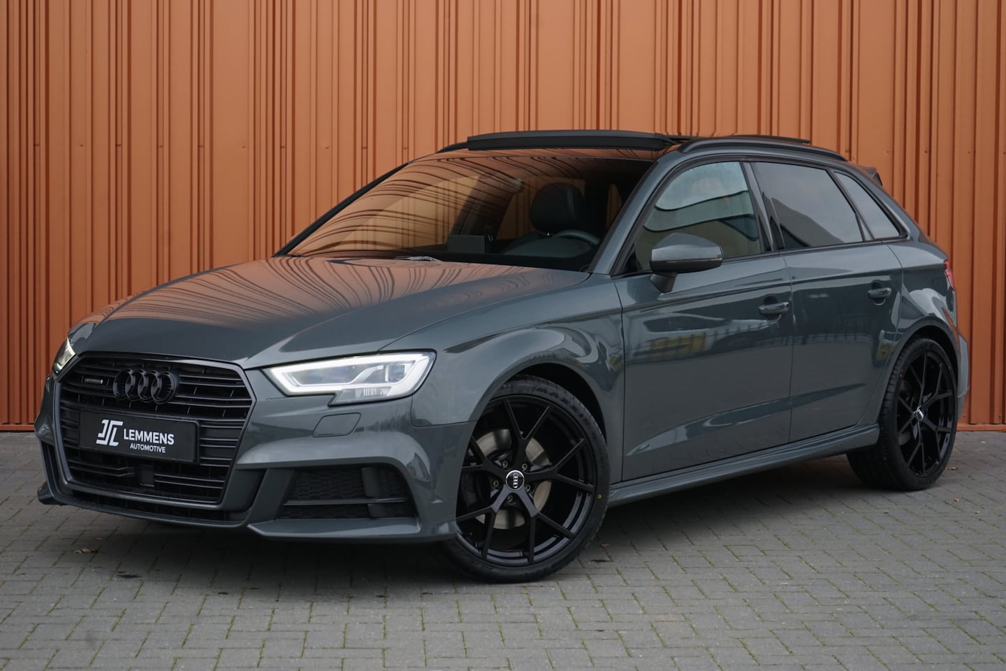 Audi A3 Sportback - 40 TFSI S-line Quattro 190PK Panodak B&O Virtual Matrix ACC Carplay - AutoWereld.nl