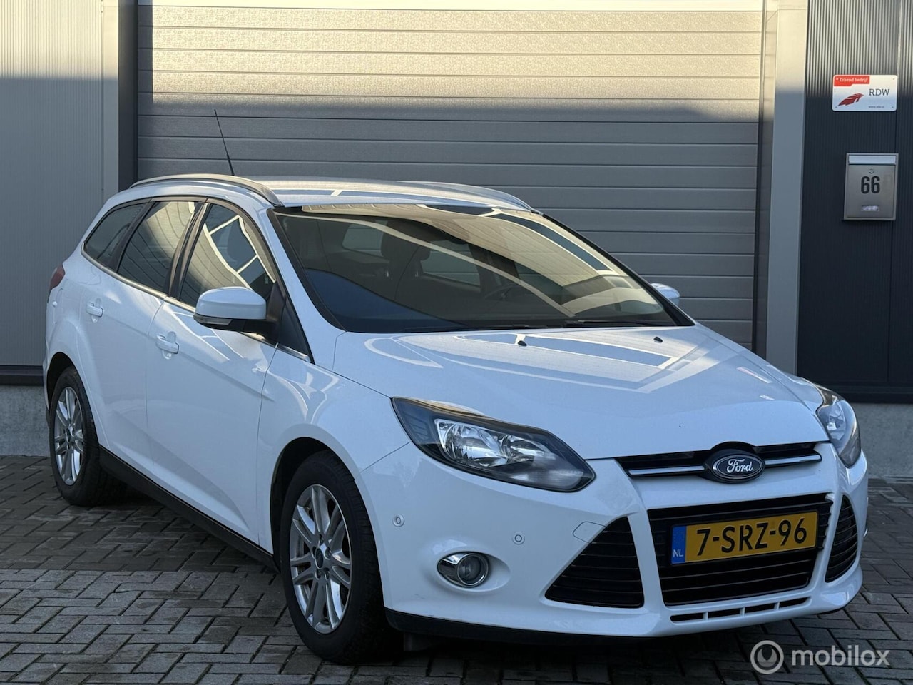 Ford Focus Wagon - 1.0 EcoBoost Edition Plus 1.0 EcoBoost Edition Plus - AutoWereld.nl
