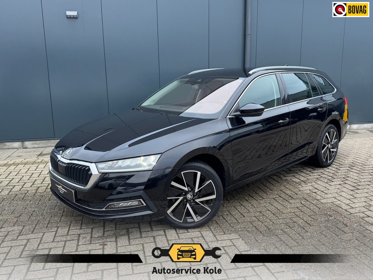 Skoda Octavia Combi - 1.5 e-TSI Automaat * Leder * Side Assist * Stoelverwarming * Virtual Cockpit * - AutoWereld.nl