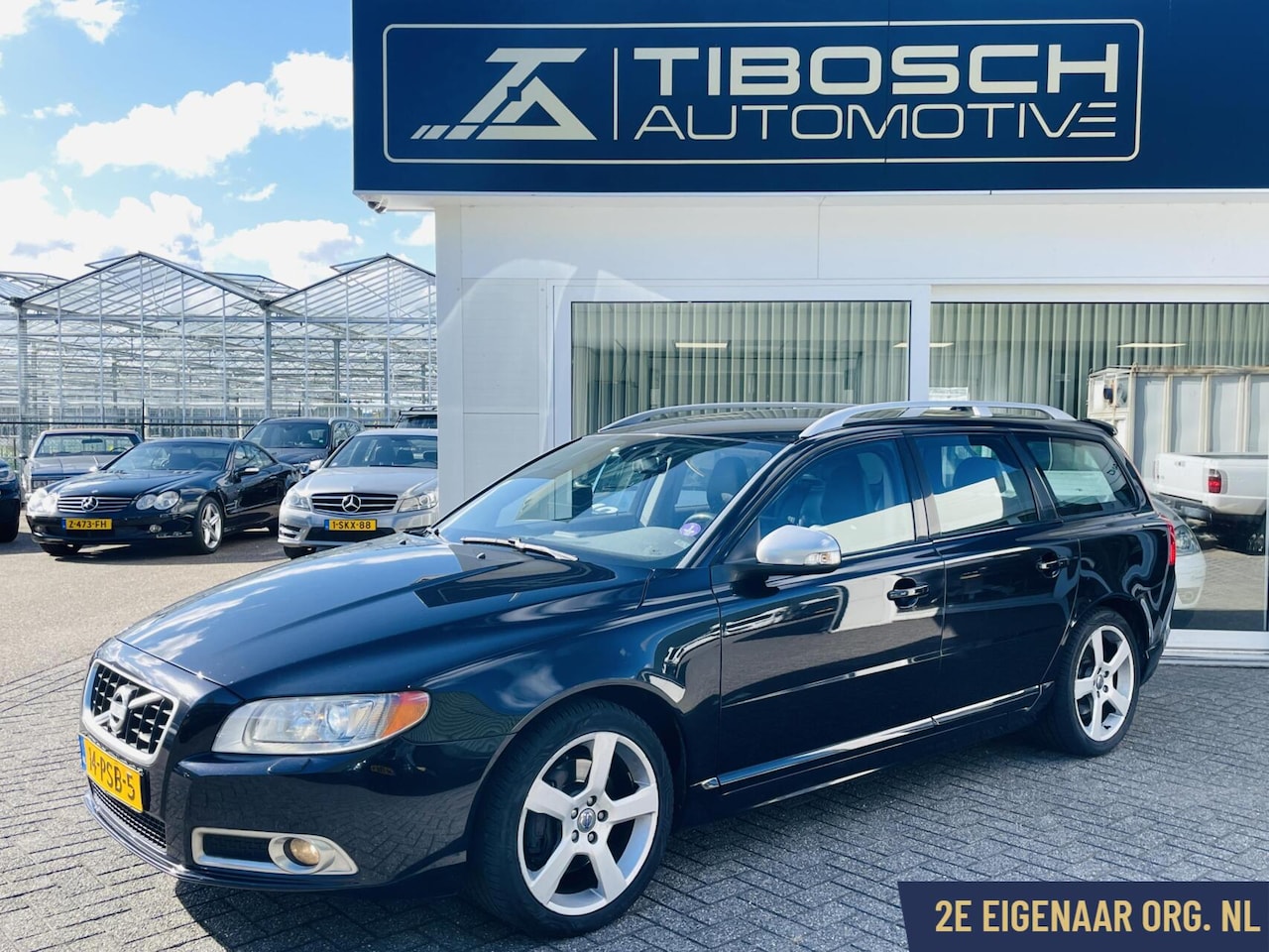 Volvo V70 - 2.0T R-Edition 18" Xenon Leder HANDEL / EXPORT - AutoWereld.nl